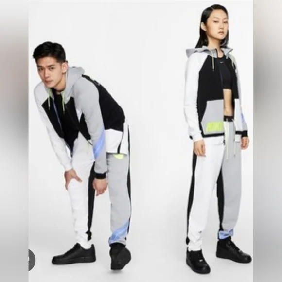 NWT Women's Nike Colorblock Joggers - Sz L - Picture 11 of 11